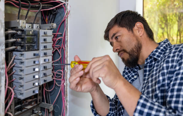 Best Data and Communication Cabling  in Alturas, FL